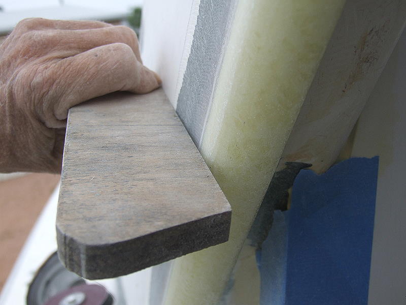 Installation of the Side Window Moldings