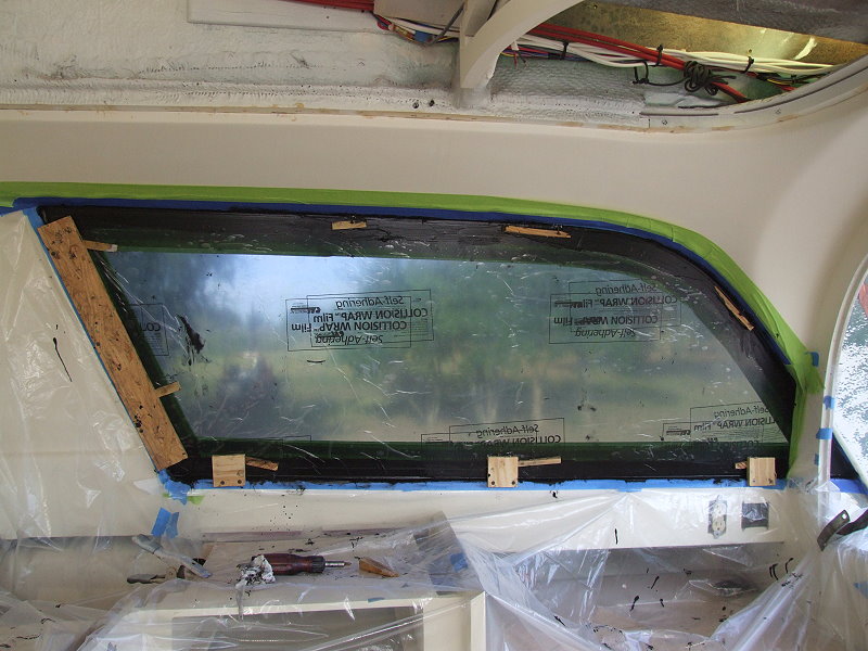 Installation of the Side Window Moldings