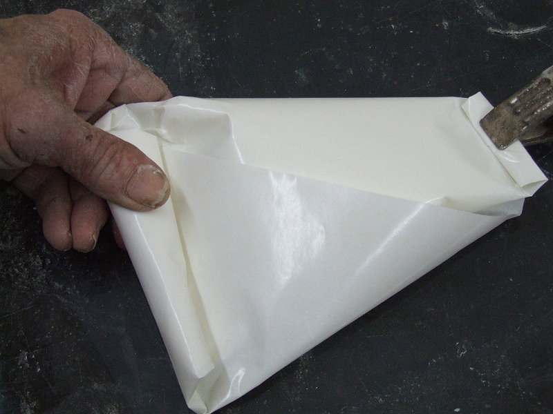 Thickened Resin to be loaded into caulk tube